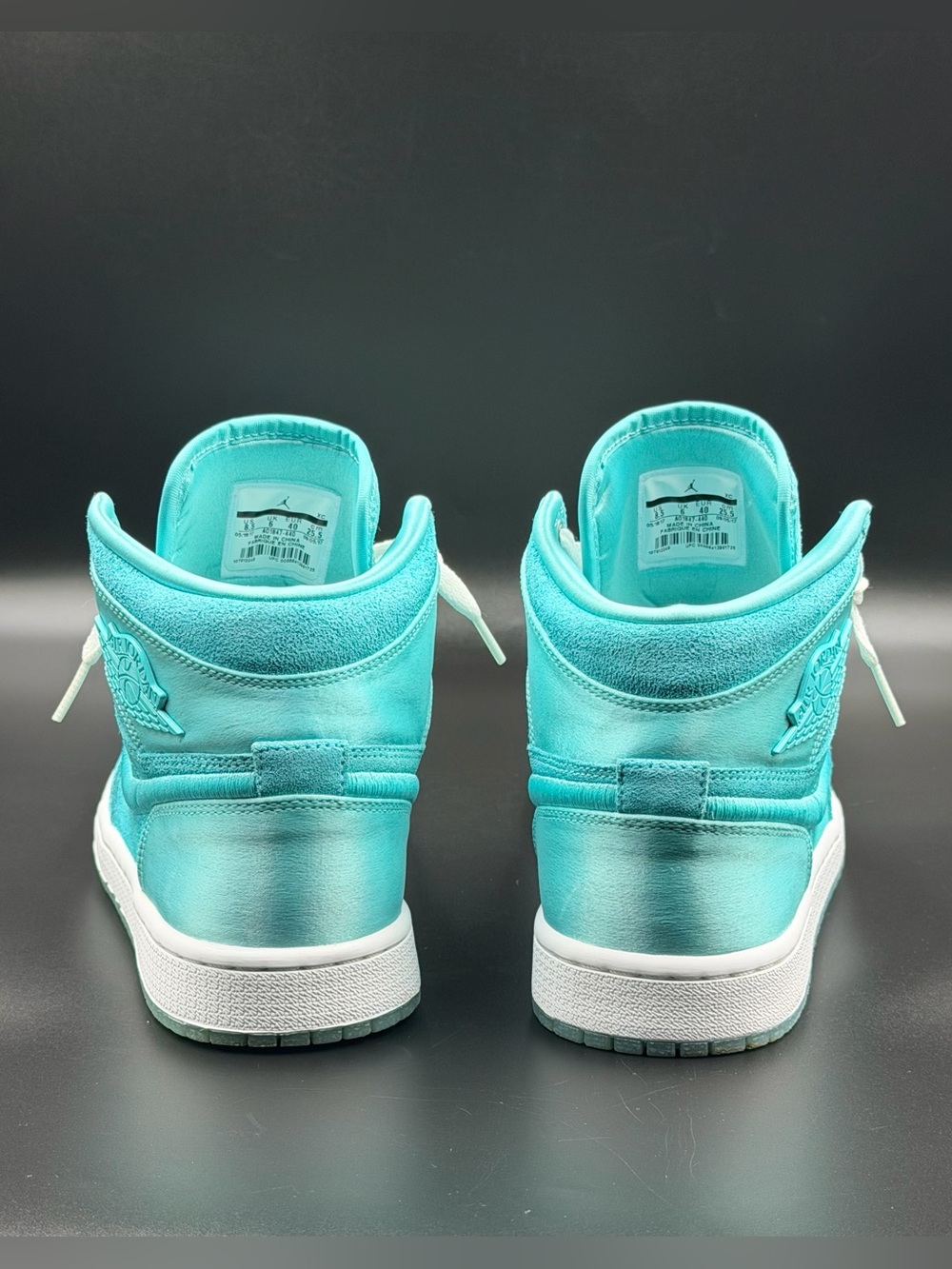Wmns Air Jordan 1 Retro High 'Season of Her: Aqua' - Picture 4 of 11
